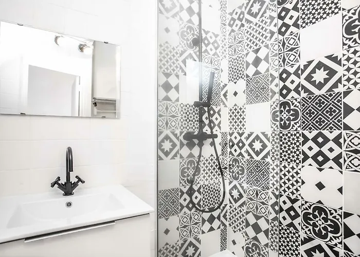 6 - Standing Et Lumineux - Carmes, * Tuluza